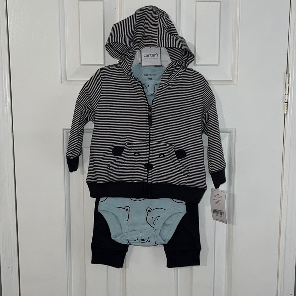 Carter’s 3 piece set!